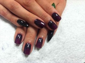 Shellac LadyBug Body, Nails & Spa