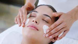 Facial LadyBug Body, Nails & Spa